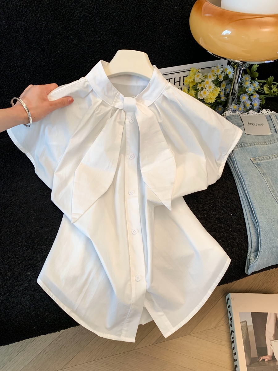 Korean Style Tie-Front Blouse with Petal Sleeves and Pointed Collar - Image 3