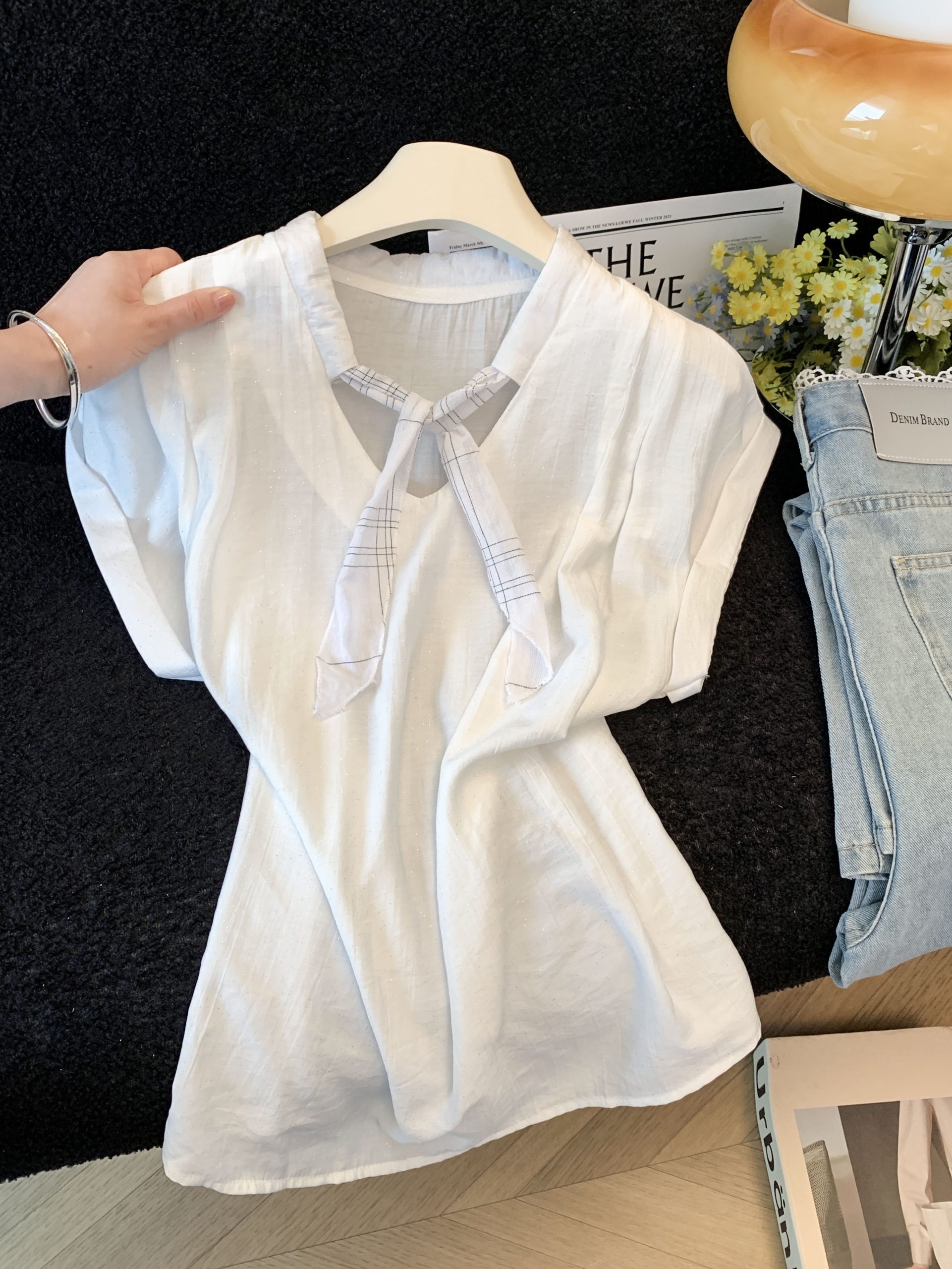 Sweet Silk Scarf Tie Short Sleeve Shirt Women Summer 2026 New Stylish Age Reducing Blouse Top