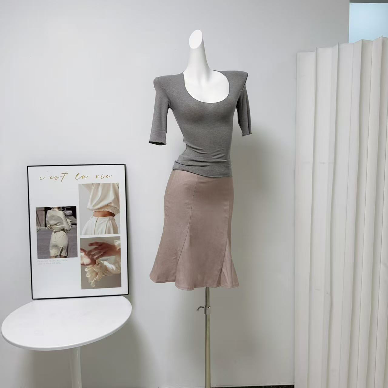 Elegant High Waist Mermaid A-Line Solid Color Slimming Hip Covering Skirt