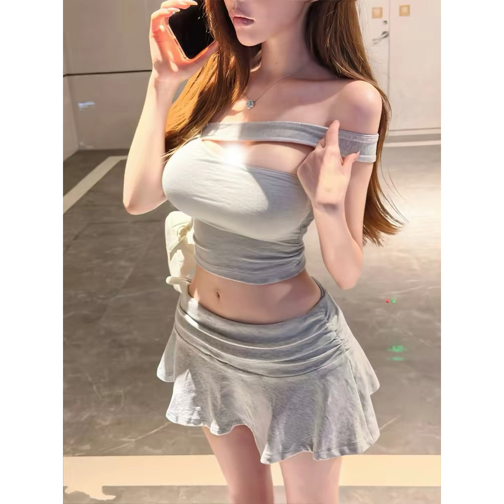 Korean Style Two-Piece Set with Padded One-Shoulder Crop Top and Mini Skirt with Safety Shorts - Image 5