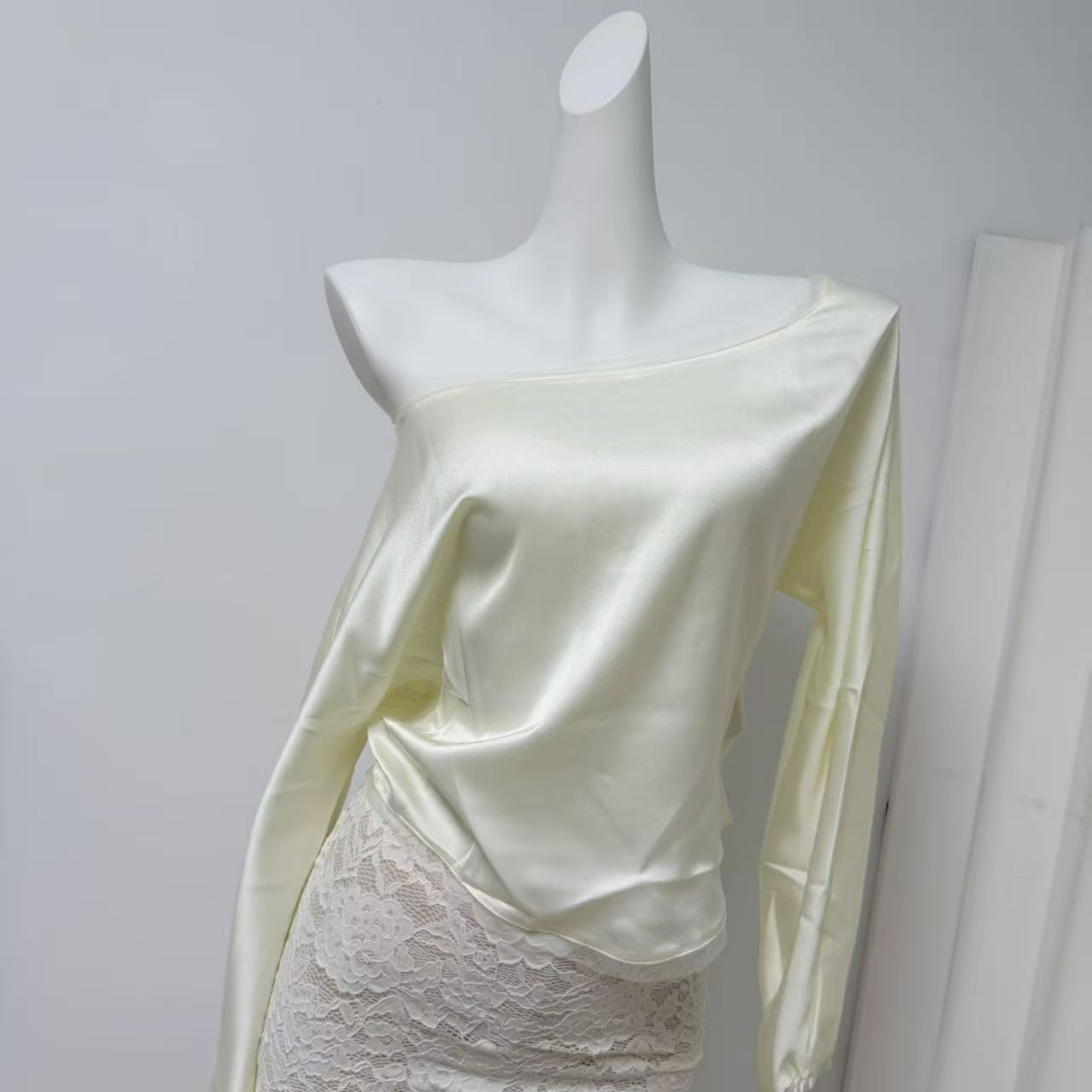 Custom Satin Off-Shoulder Top and Lace Skirt Set - Style 0d595a - Image 2